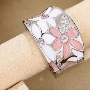 Beautiful Pink Floral Ring
